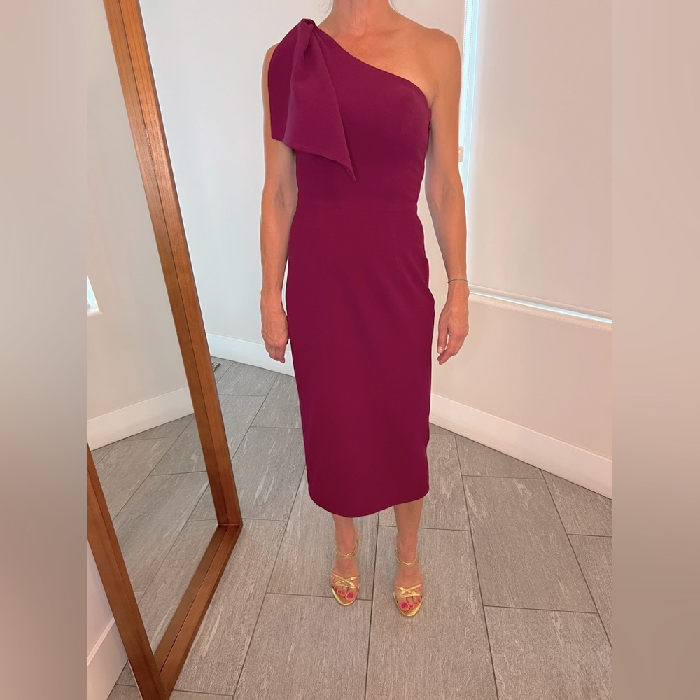DRESS THE POPULATION XS Purple dress